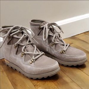 Sorel Sneakchic Alpine Kettle Boot